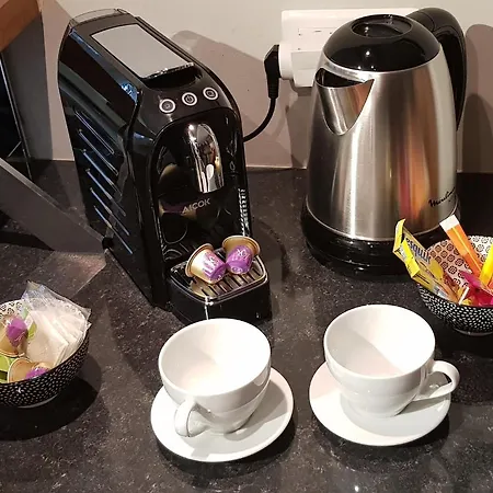 Superbe 2 Pieces Au Calme Absolu Cannes